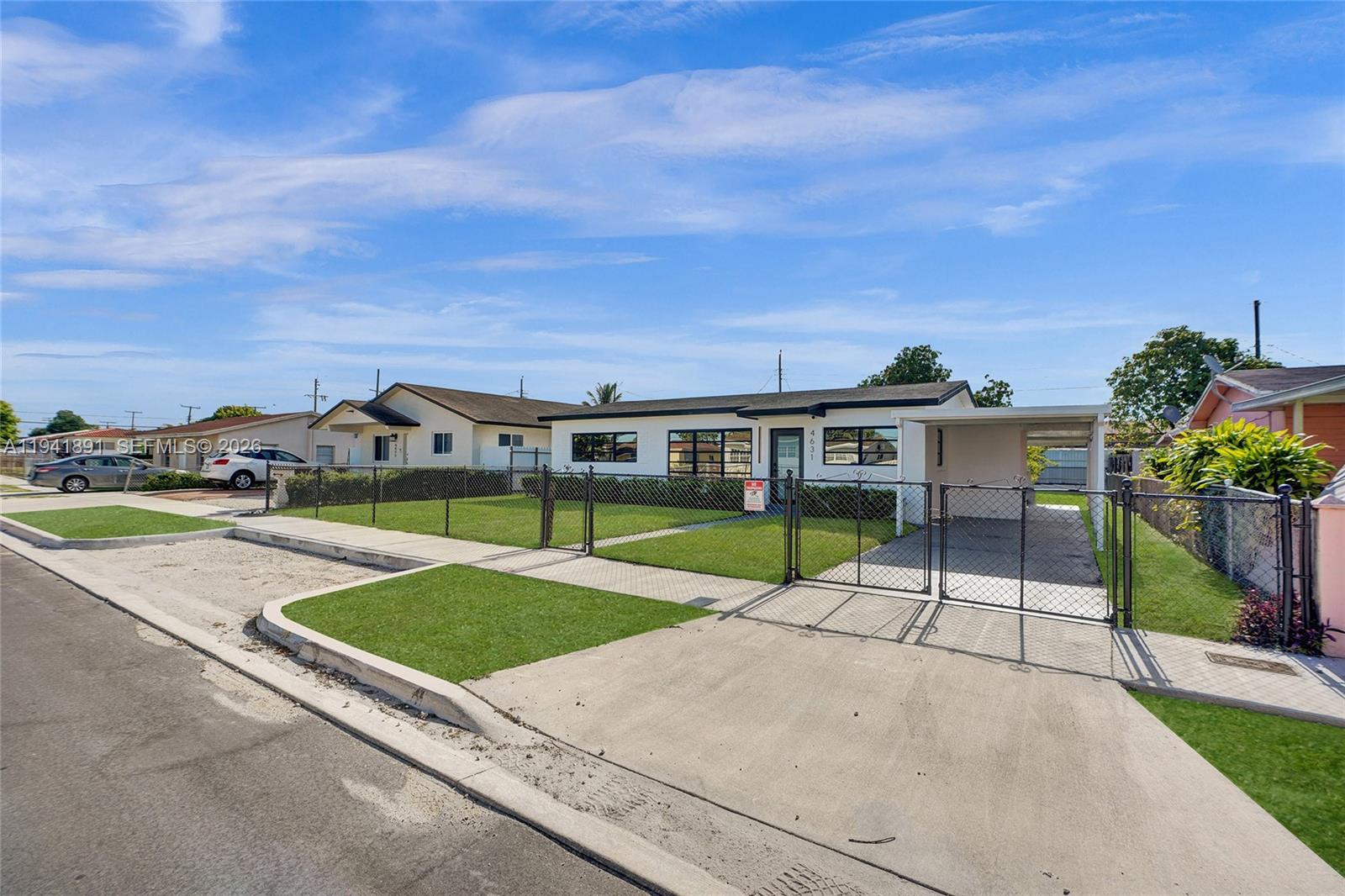 INGLESIDE PARK - Residential