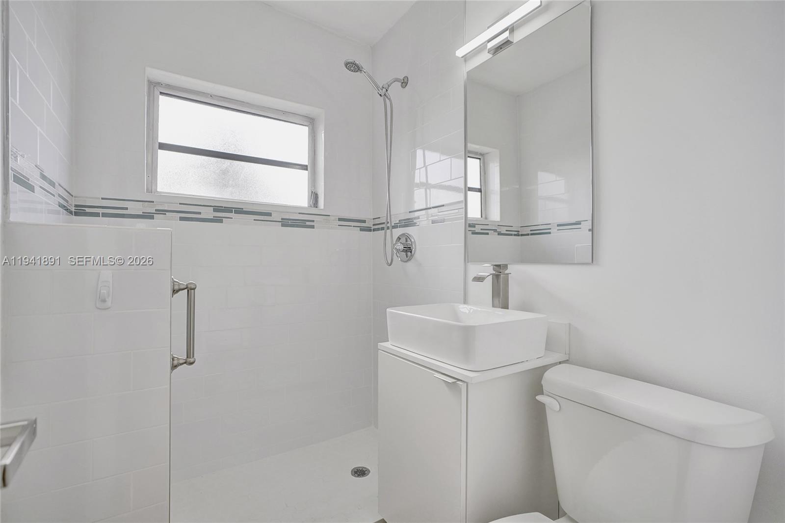 INGLESIDE PARK - Residential