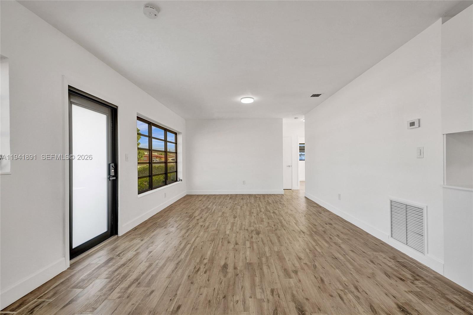 INGLESIDE PARK - Residential