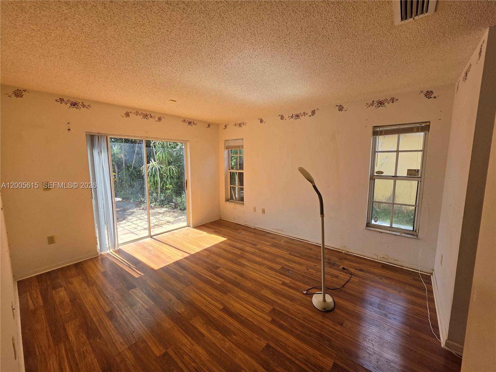 LAKES OF THE MEADOW-MEADO - Residential