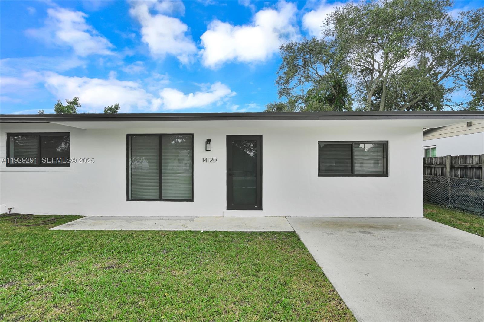 RICHMOND HEIGHTS - Residential