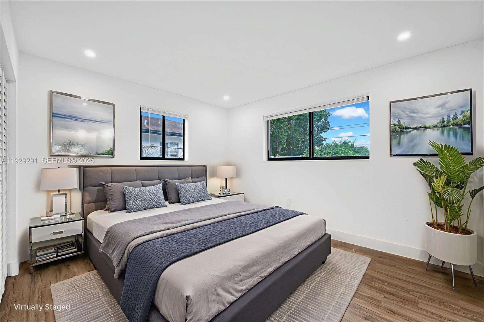 RICHMOND HEIGHTS - Residential