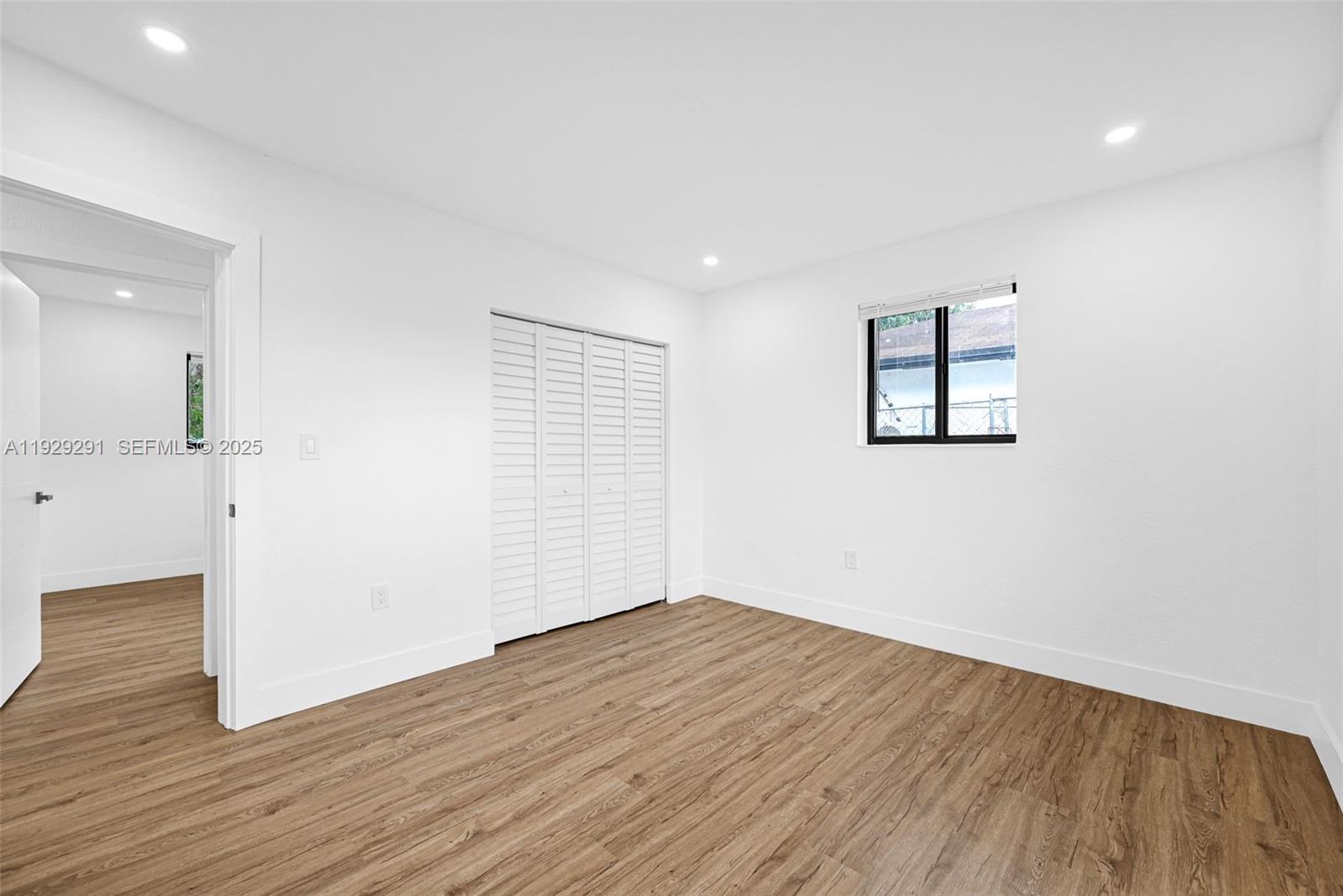 RICHMOND HEIGHTS - Residential