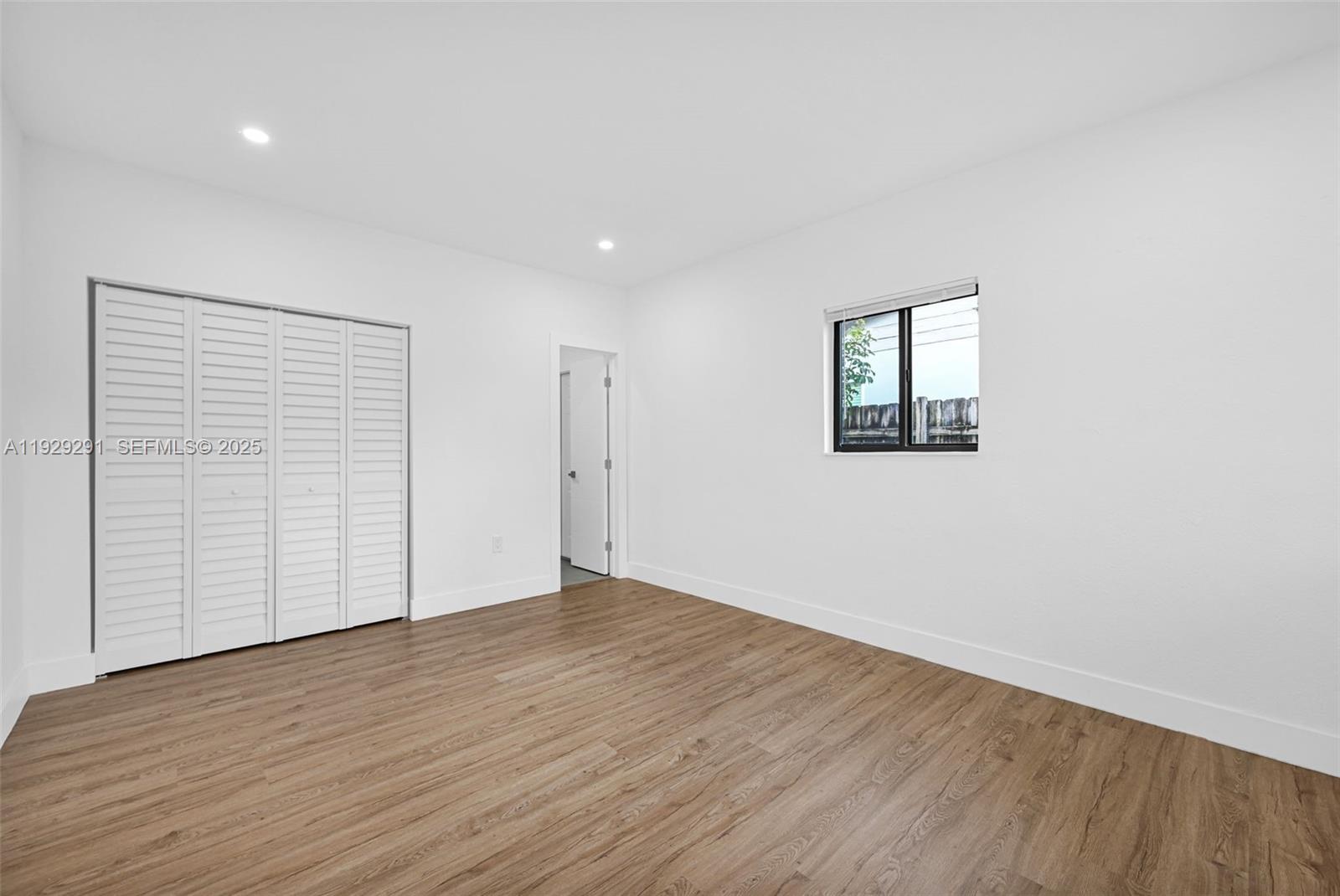 RICHMOND HEIGHTS - Residential