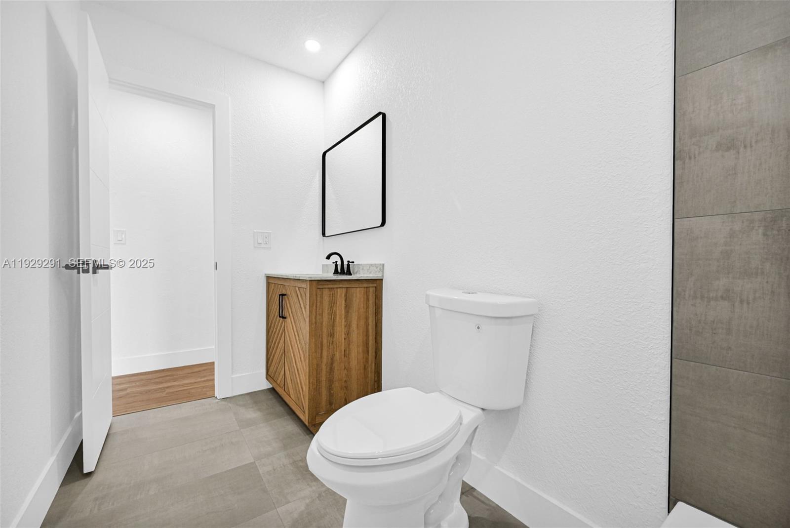 RICHMOND HEIGHTS - Residential