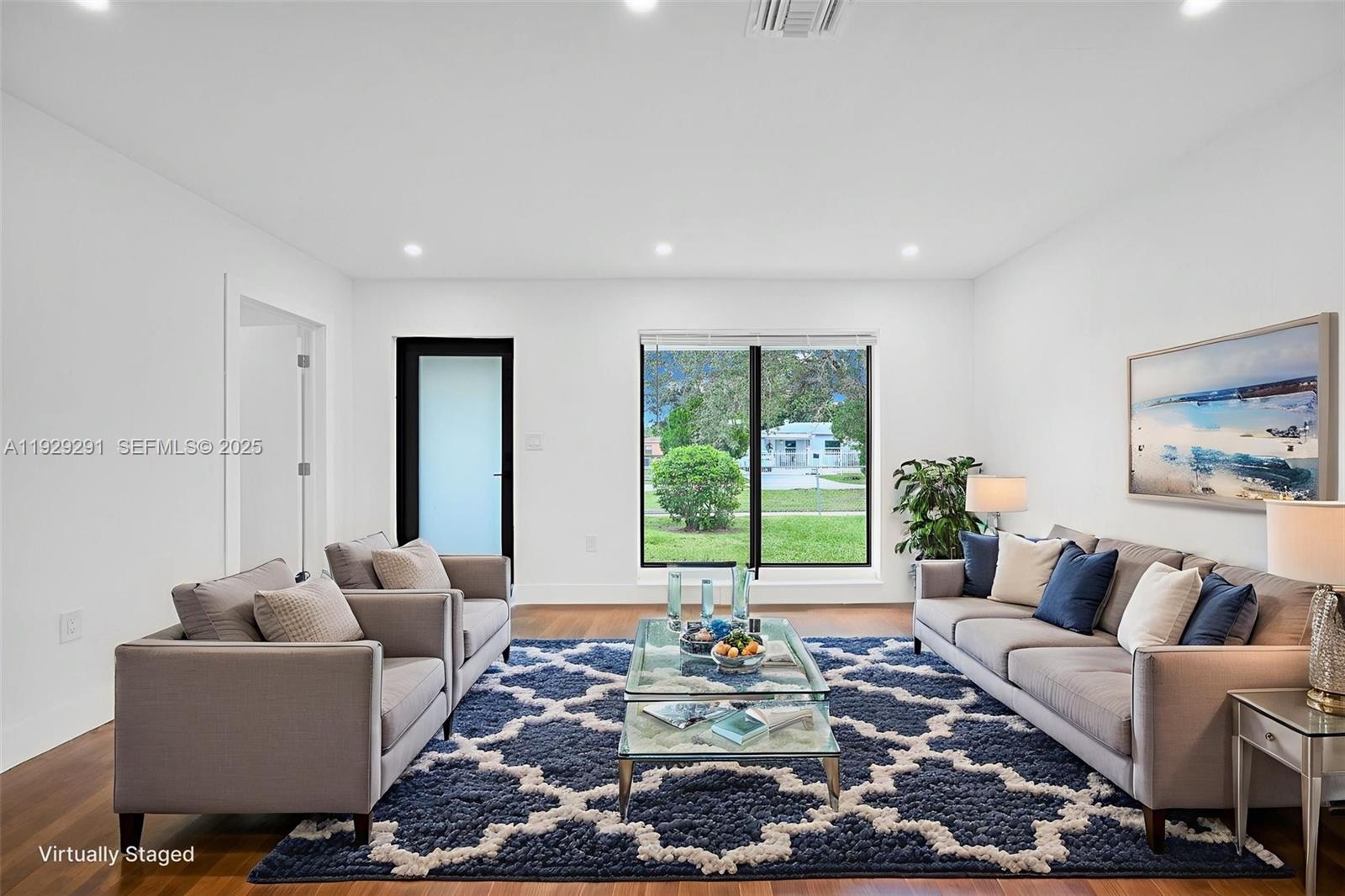 RICHMOND HEIGHTS - Residential