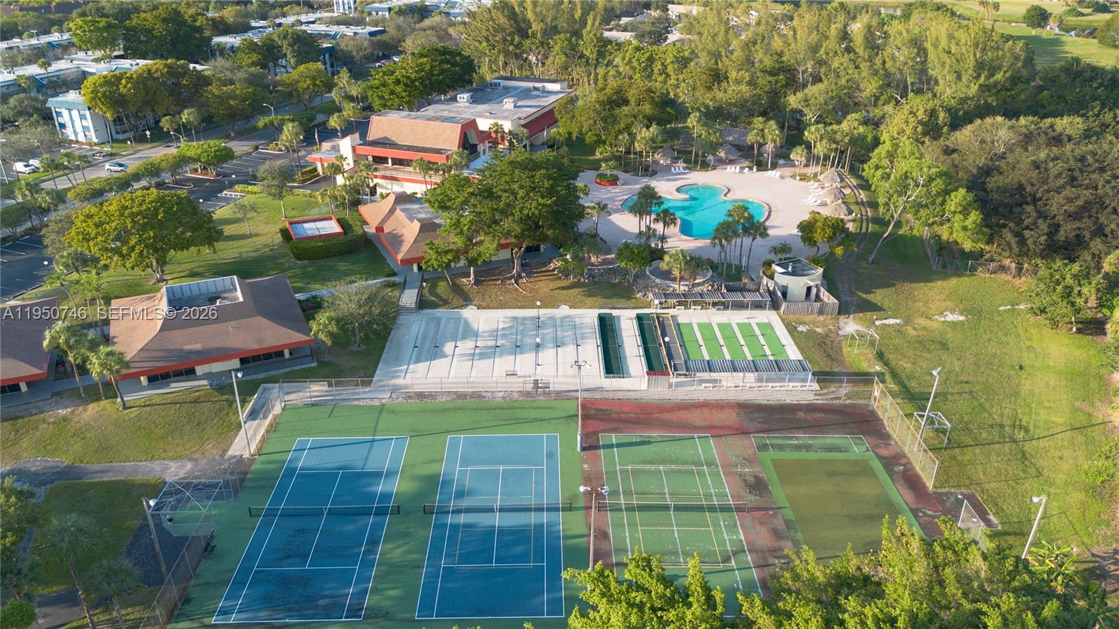 HOLIDAY SPRINGS VILLAGE 1 - Residential