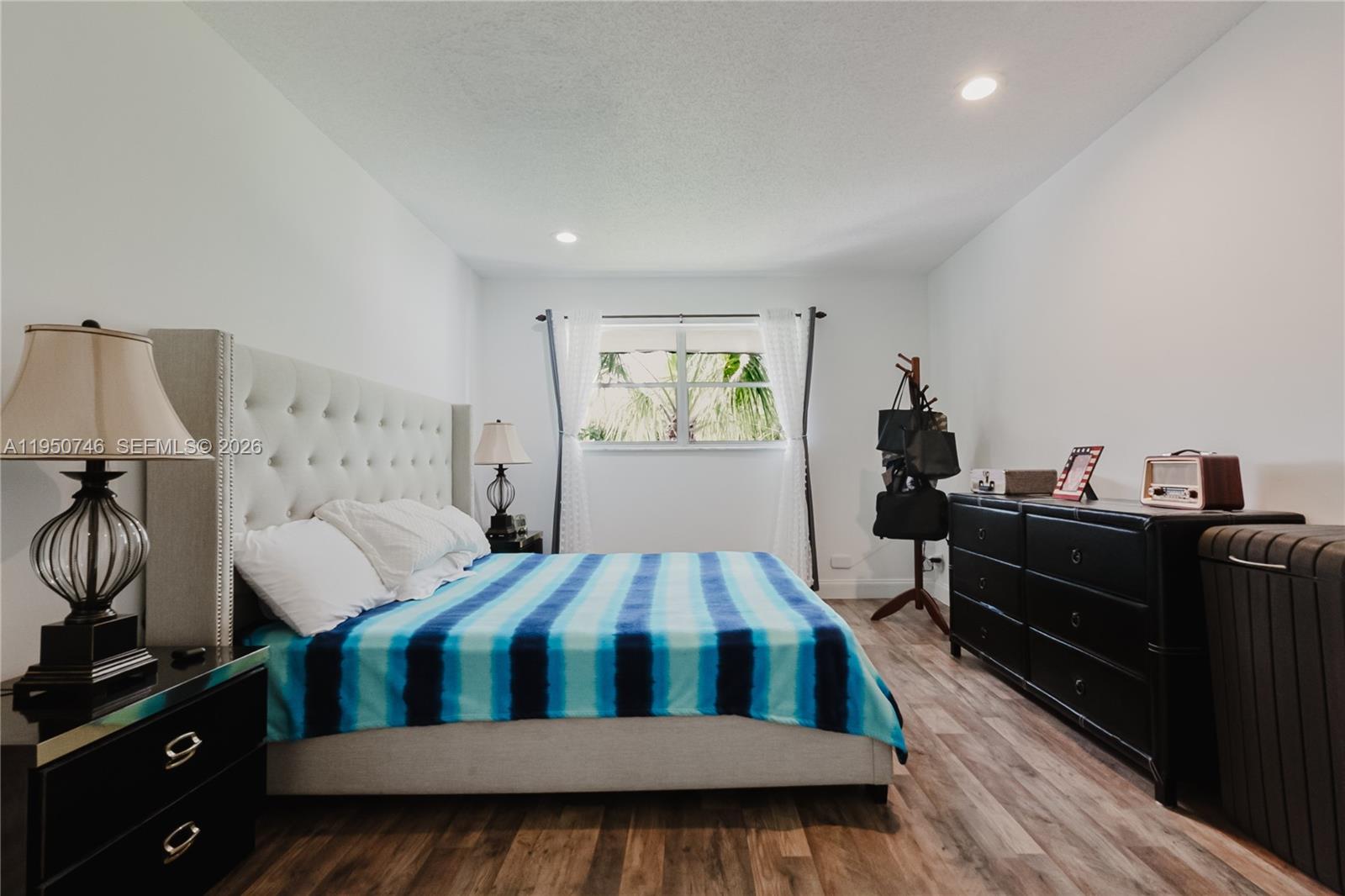 HOLIDAY SPRINGS VILLAGE 1 - Residential