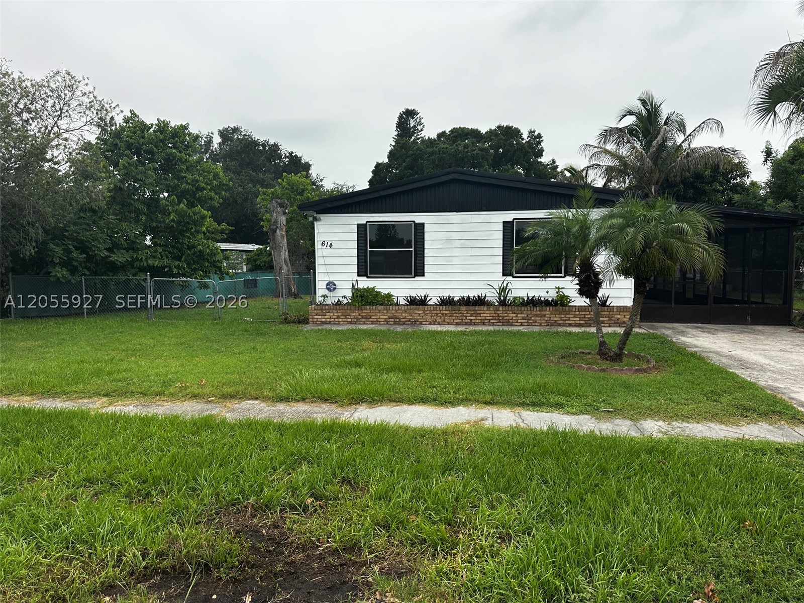 614 BOWDEN RD