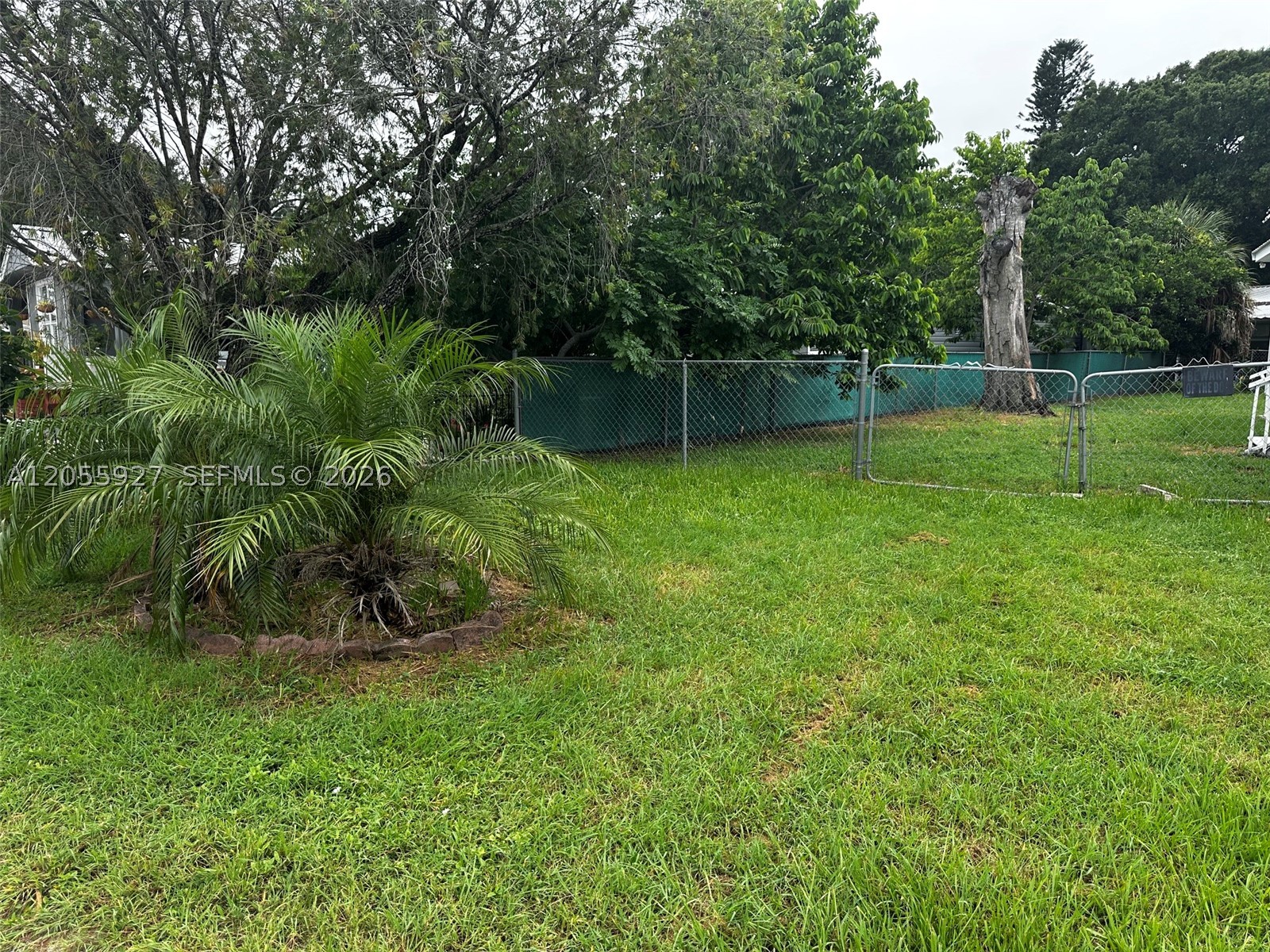 614 BOWDEN RD