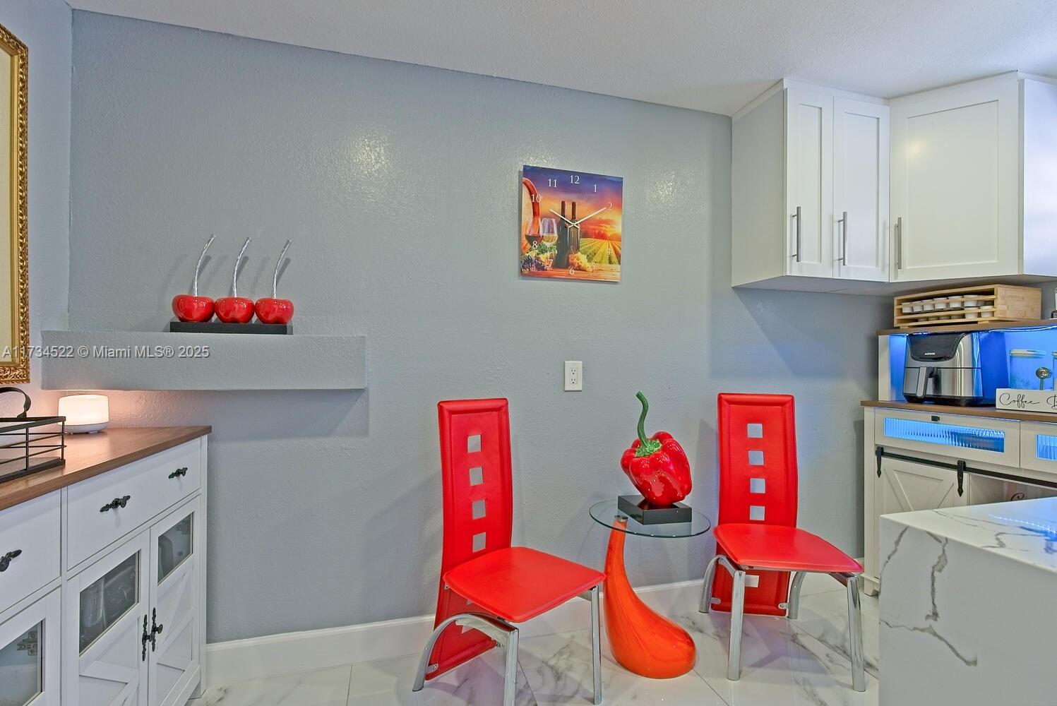 REDLANDS - Residential