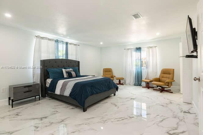 REDLANDS - Residential