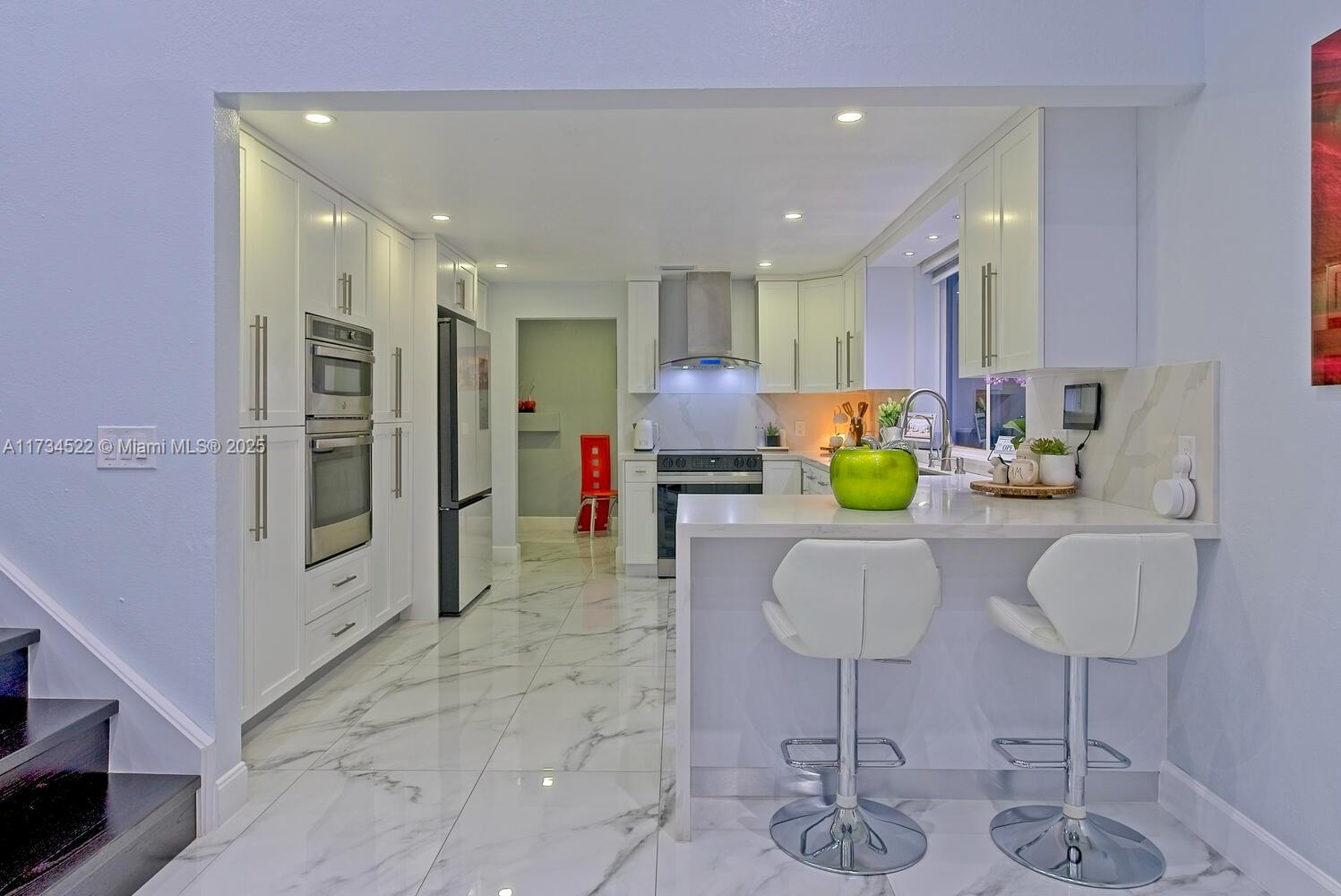 REDLANDS - Residential