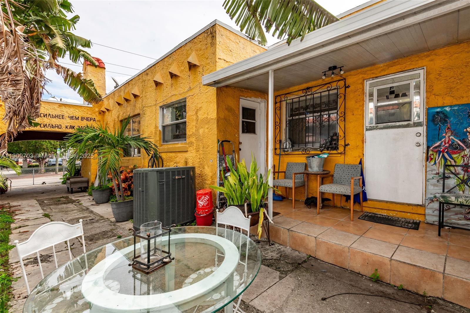 LAWRENCE ESTATE LAND COS - Residential Income