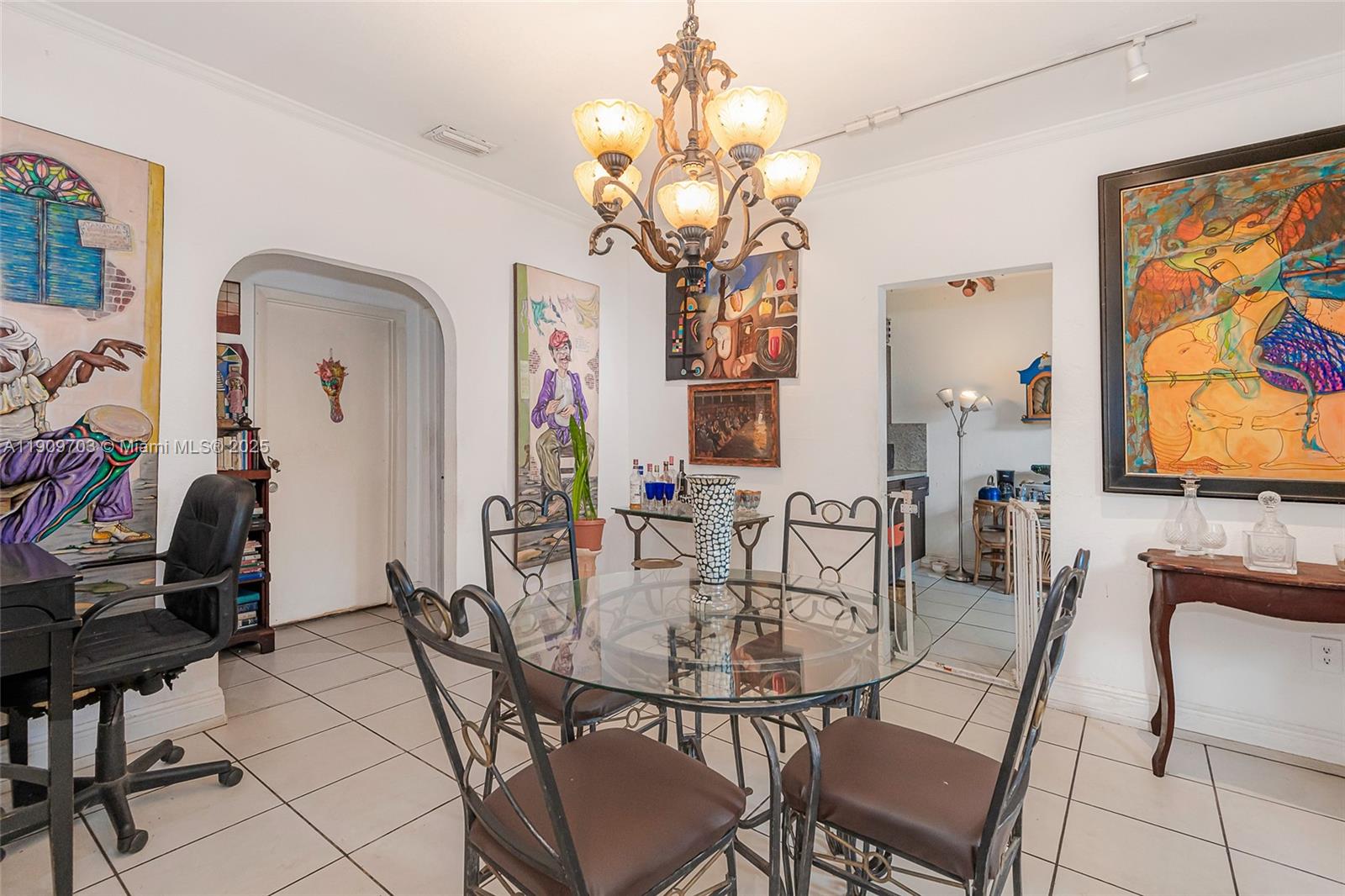 LAWRENCE ESTATE LAND COS - Residential Income