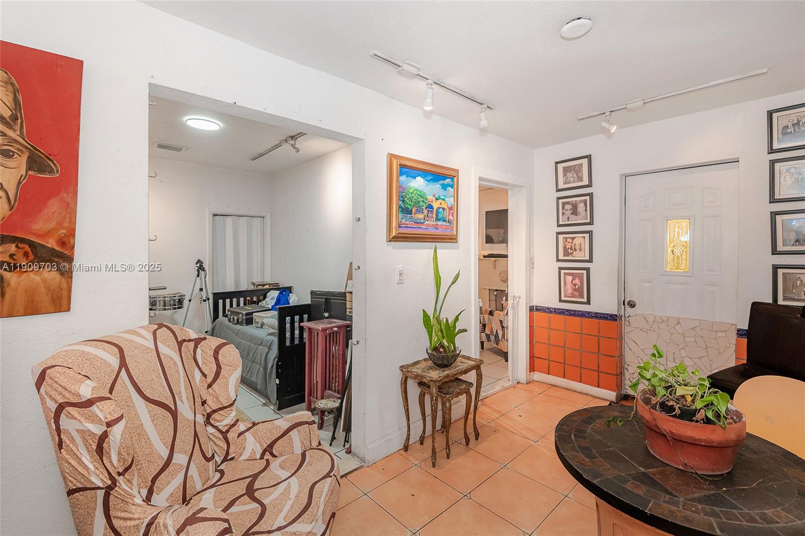 LAWRENCE ESTATE LAND COS - Residential Income