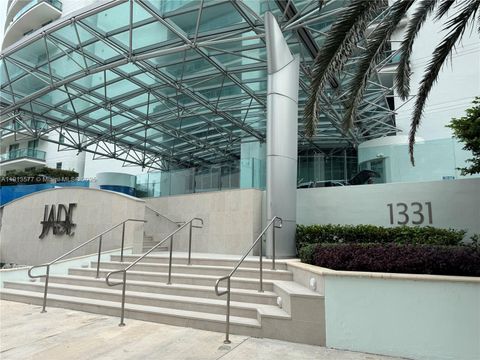 1331 Brickell Bay Dr 2 Miami FL 33131