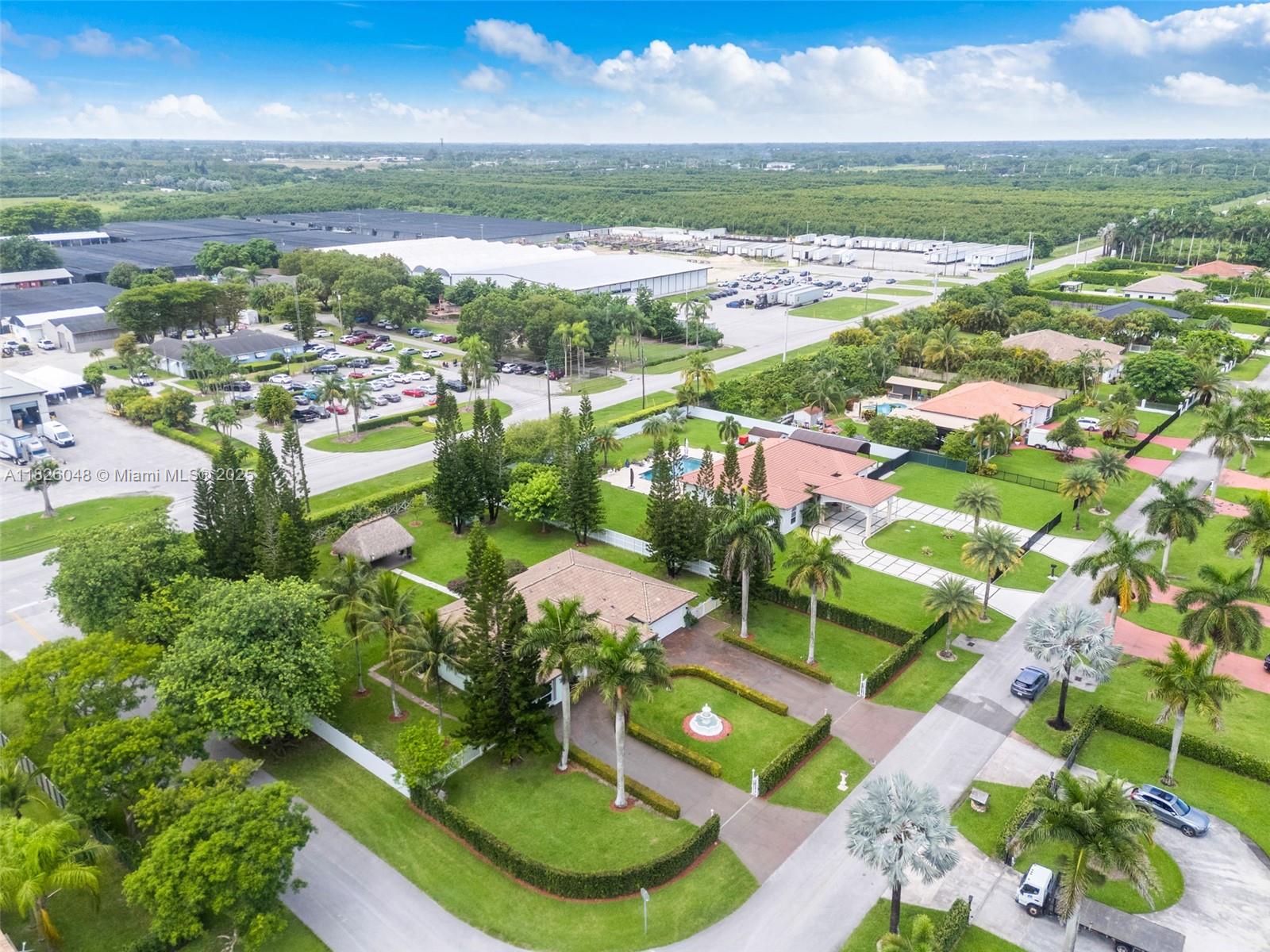 SOUTH KENDALL ESTATES - Residential