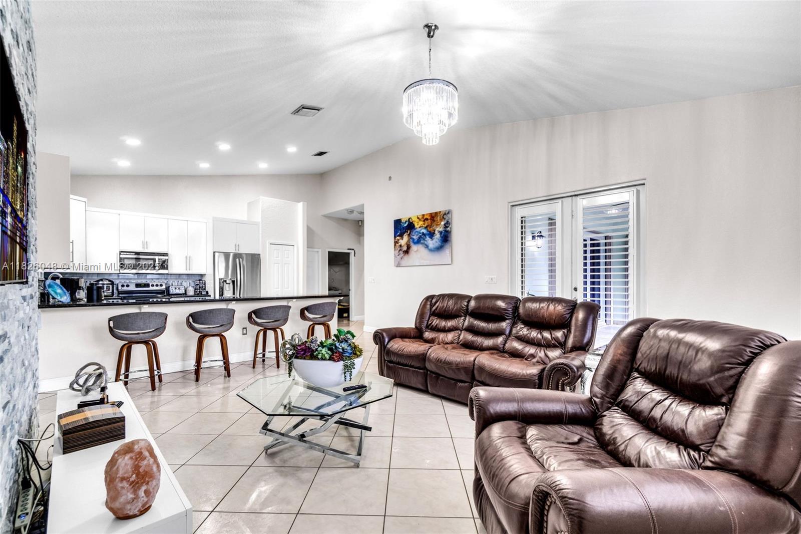 SOUTH KENDALL ESTATES - Residential