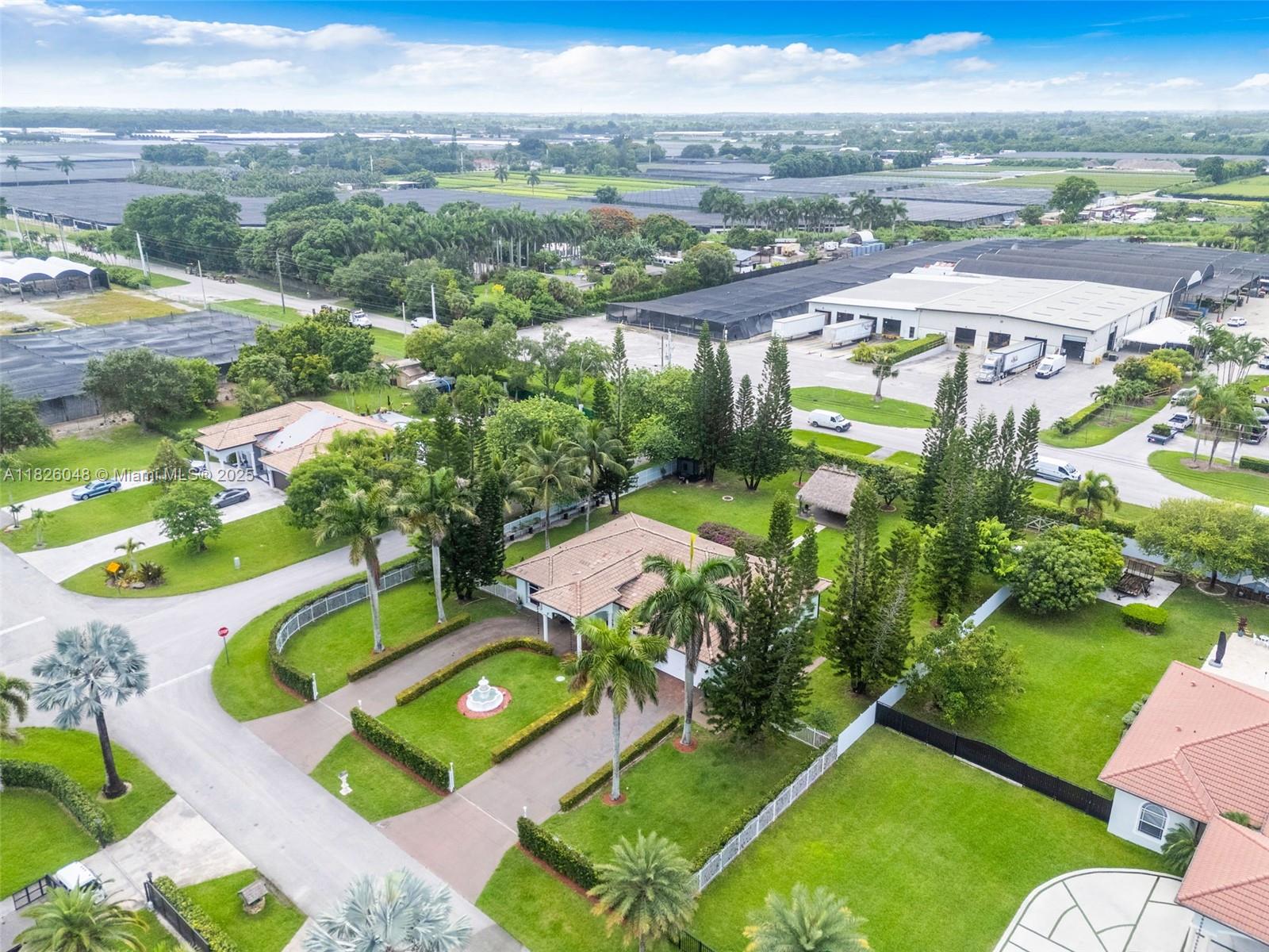 SOUTH KENDALL ESTATES - Residential