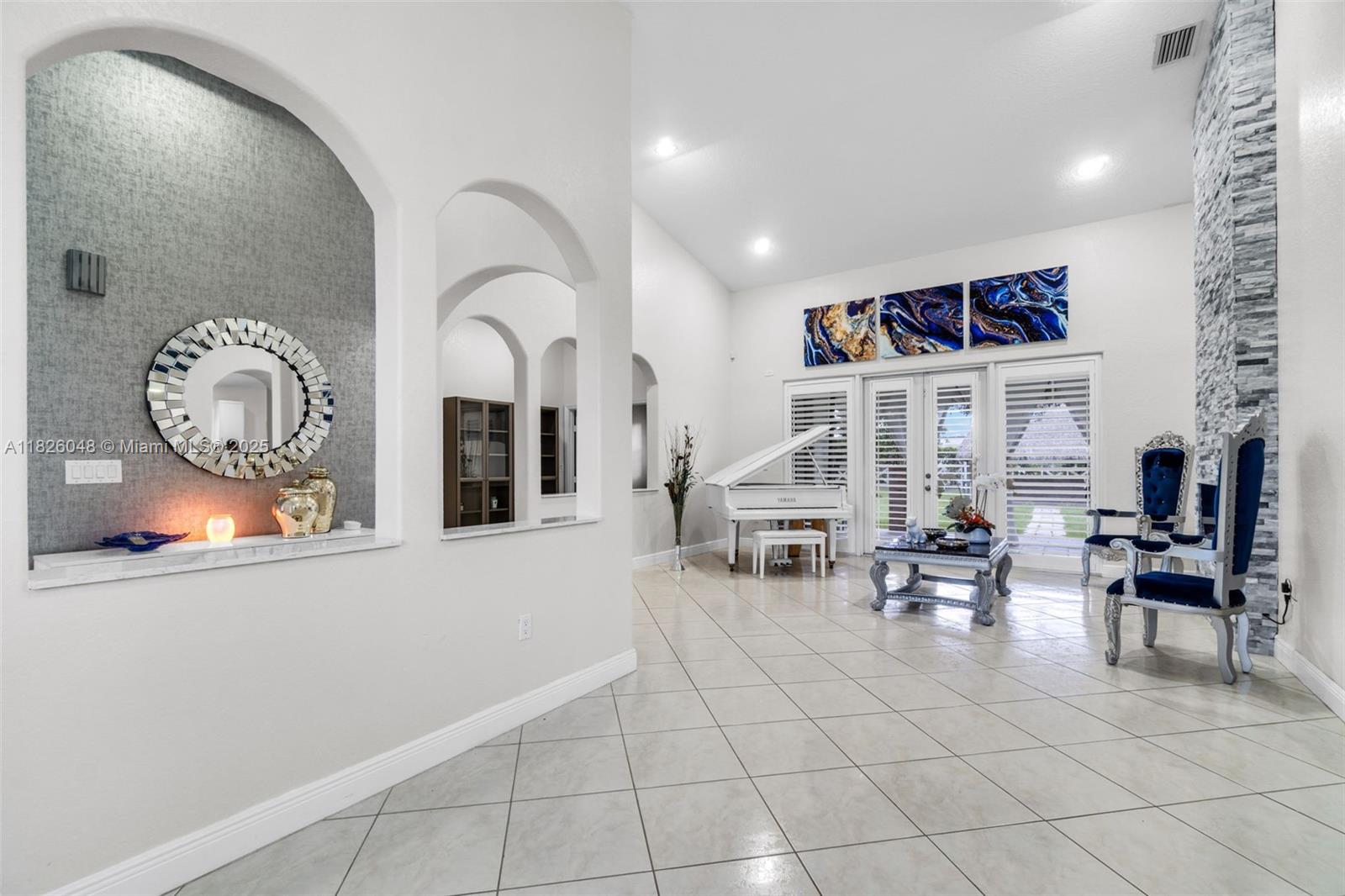 SOUTH KENDALL ESTATES - Residential