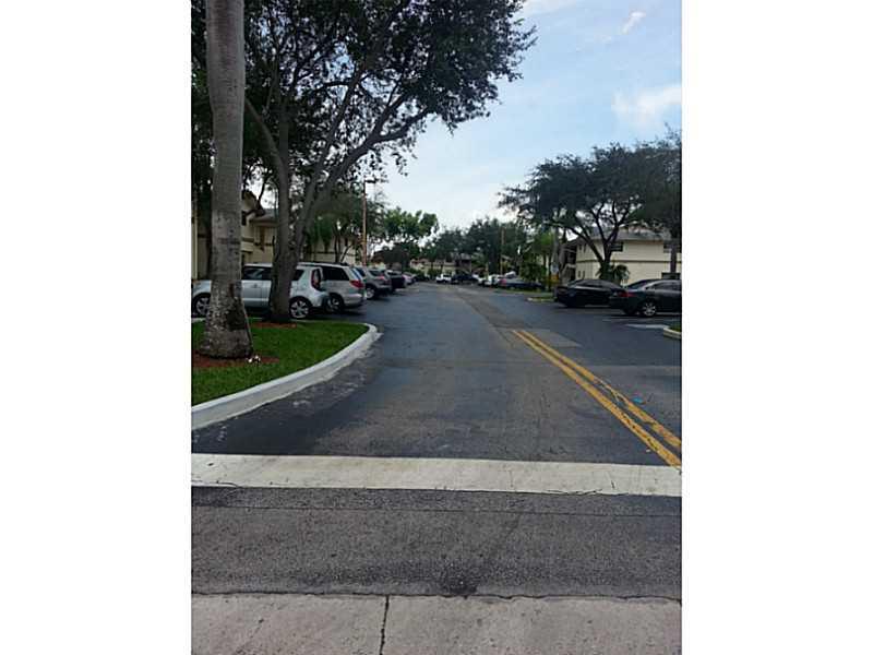 MILLER VILLAS CONDO - Residential Lease