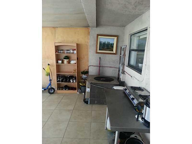 MILLER VILLAS CONDO - Residential Lease