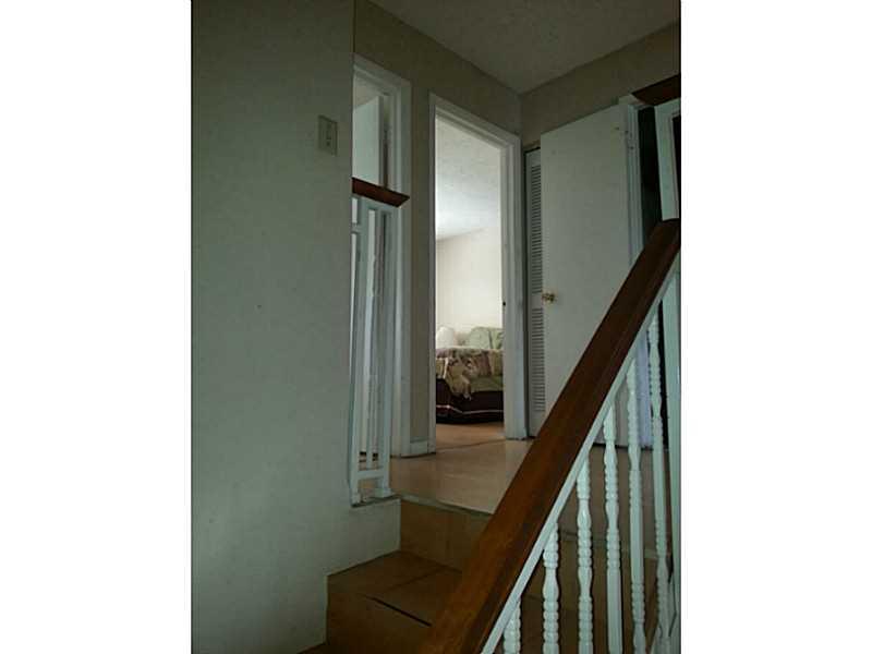 MILLER VILLAS CONDO - Residential Lease