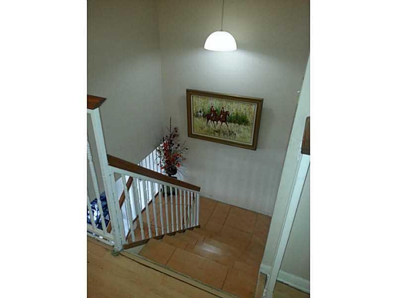 MILLER VILLAS CONDO - Residential Lease