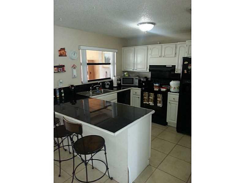 MILLER VILLAS CONDO - Residential Lease