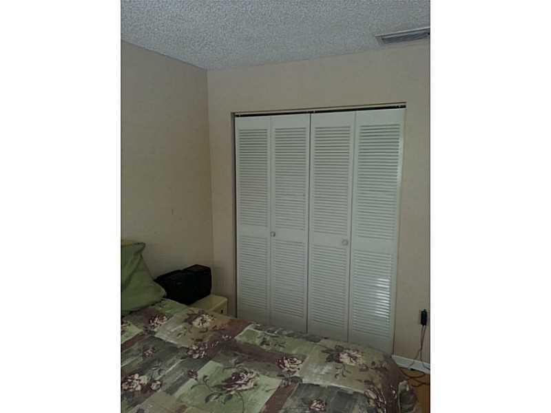 MILLER VILLAS CONDO - Residential Lease