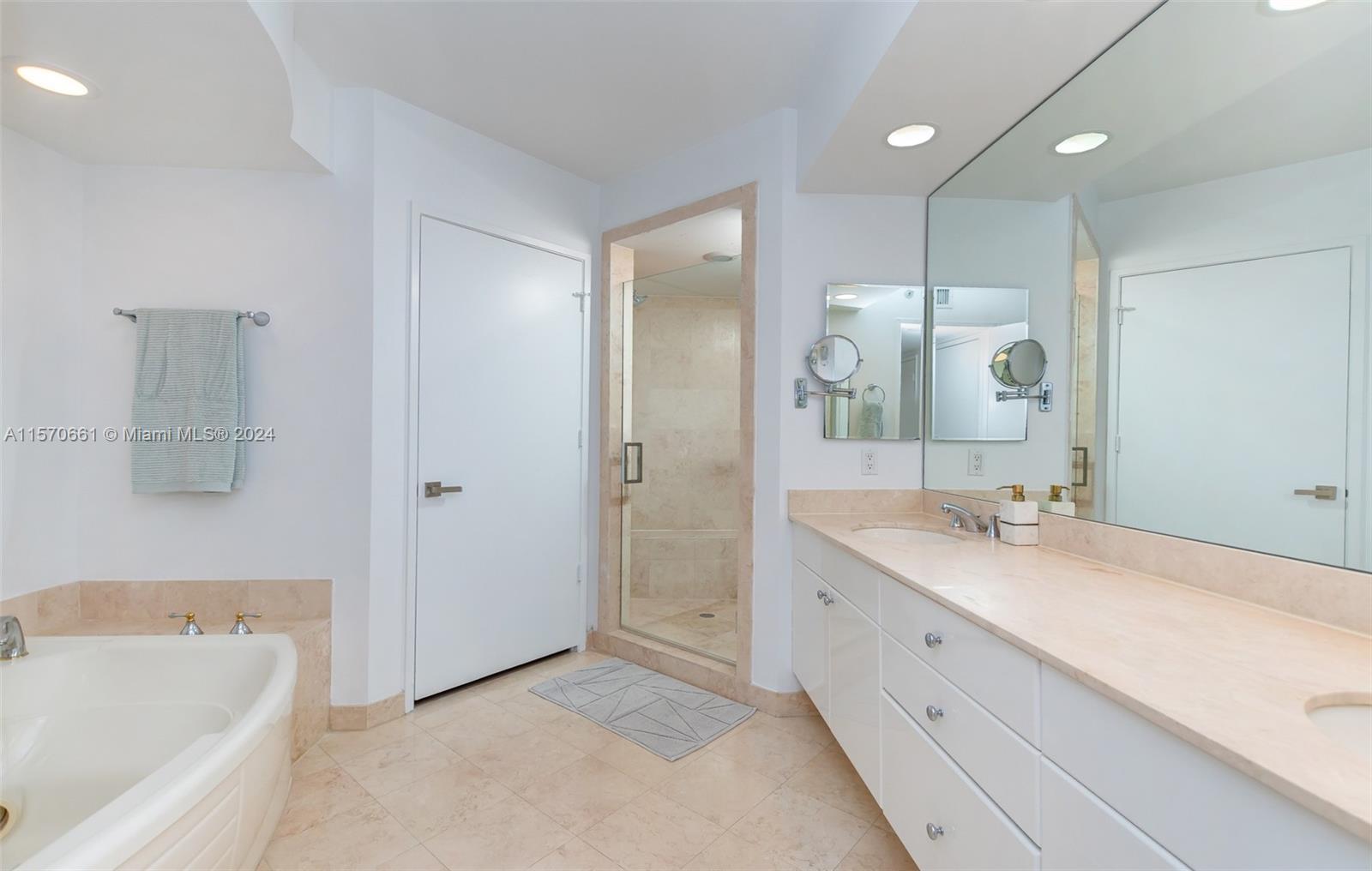 Lake Tower Condo - Residential