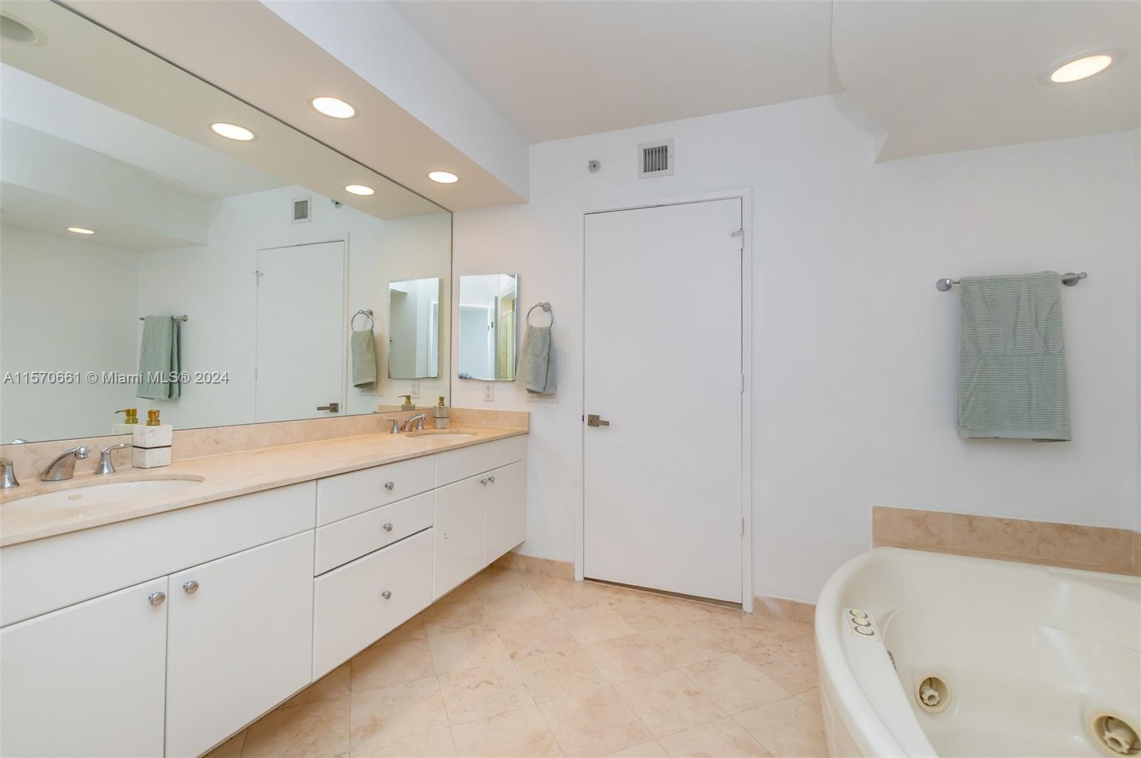 Lake Tower Condo - Residential