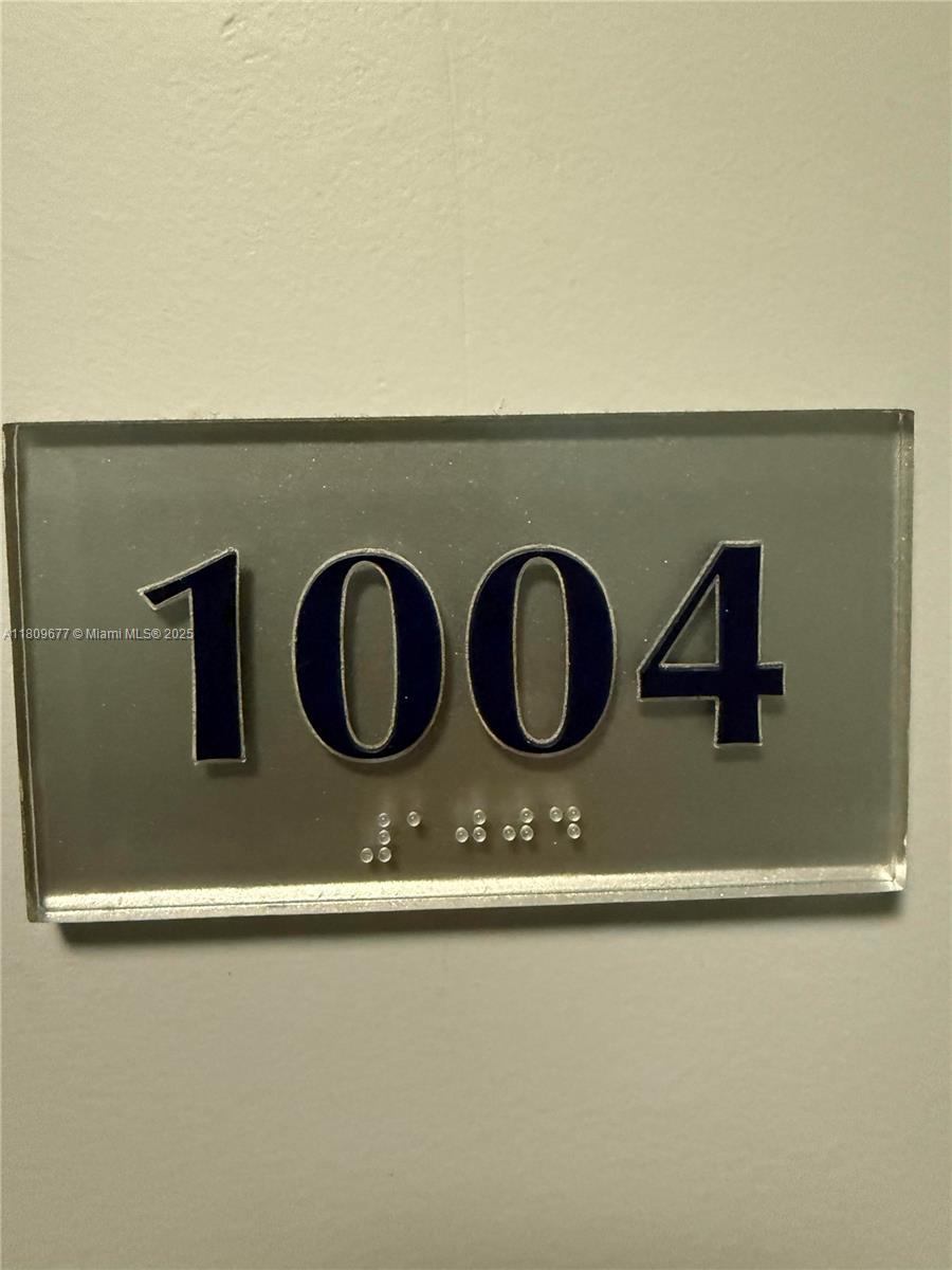 BONAVISTA CONDO - Residential