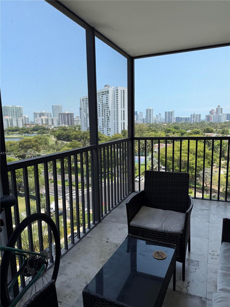 BONAVISTA CONDO - Residential