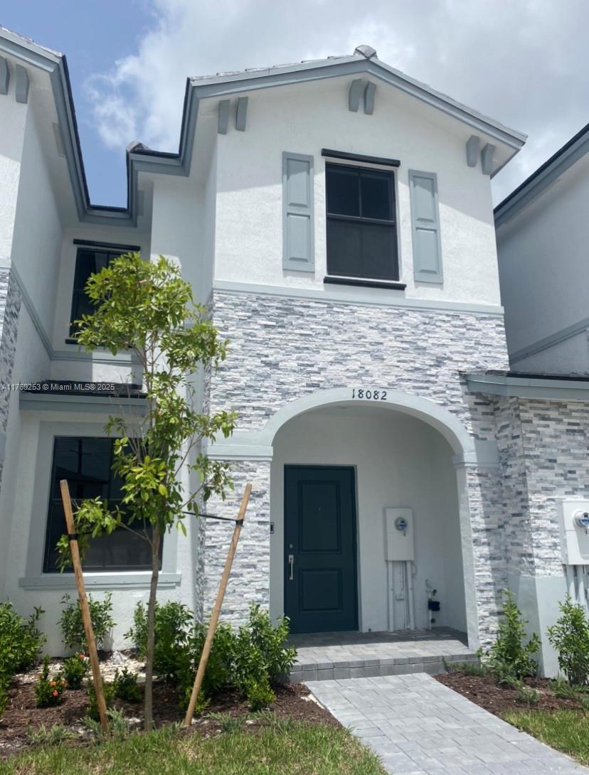Property for Sale at 18082 Sw 147 Ct, Miami, Broward County, Florida - Bedrooms: 3 
Bathrooms: 3  - $430,000
