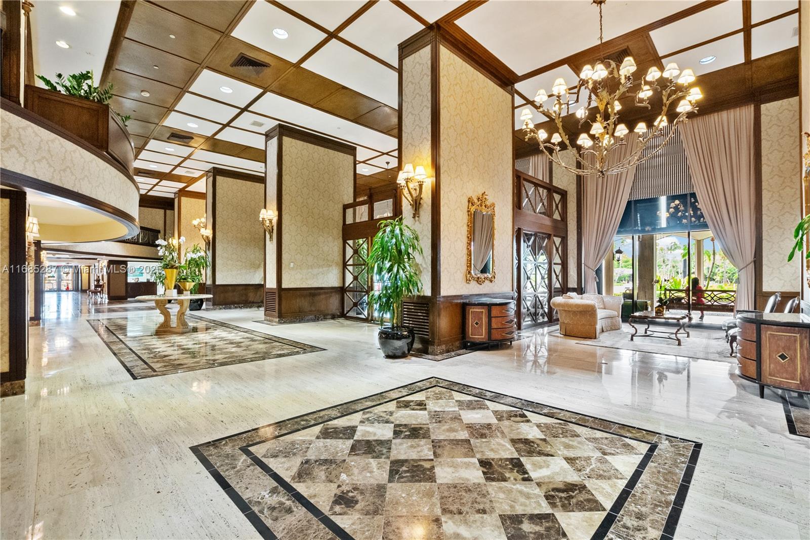 9801 Collins Ave 18H