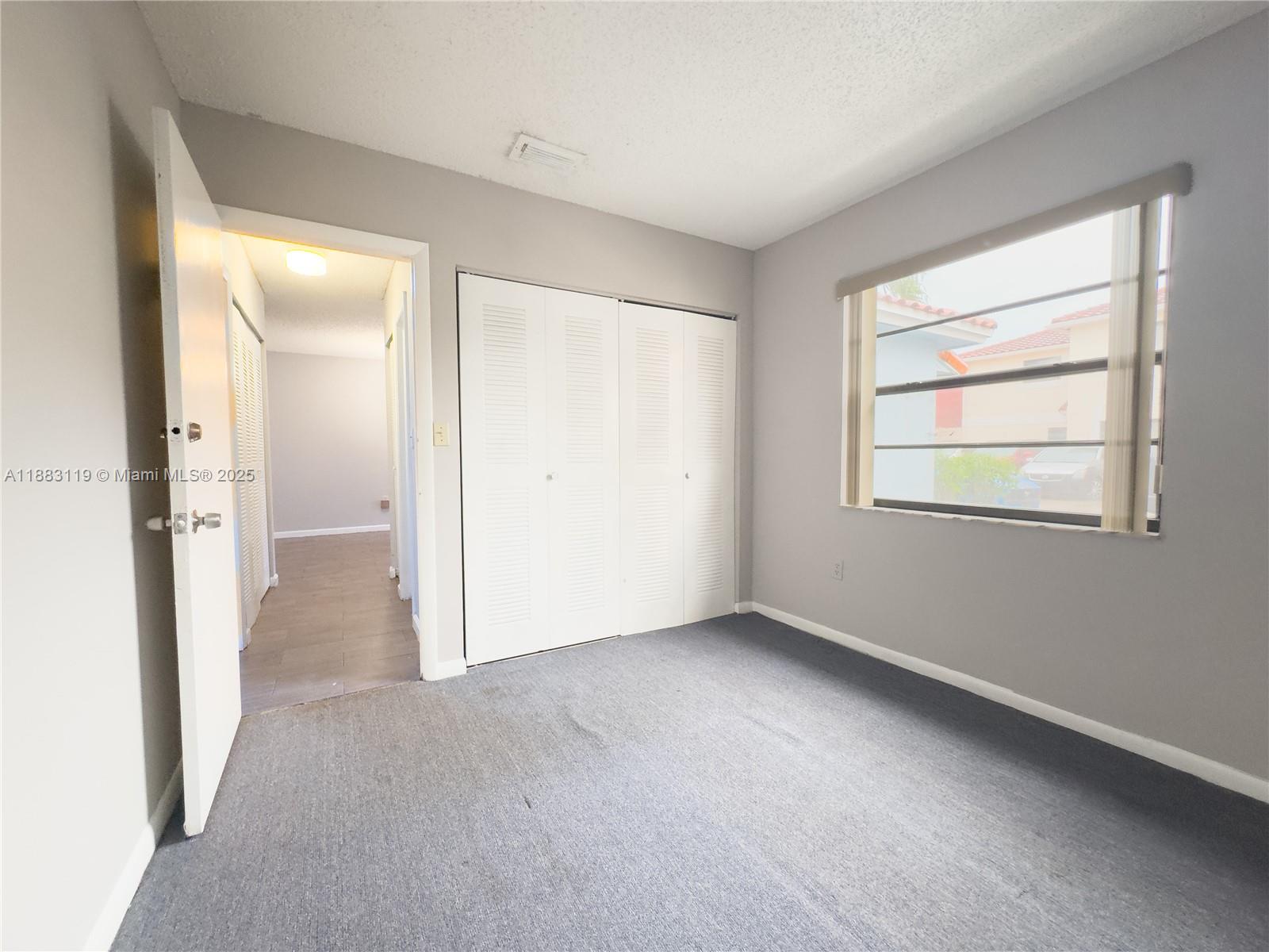 UNIVERSITY COURTS SUB - Residential Lease