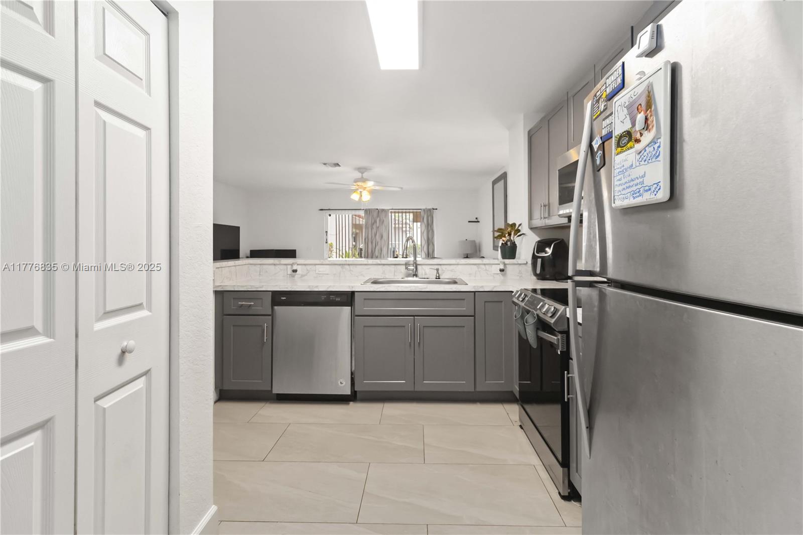 WALDMAN PLAT - Residential