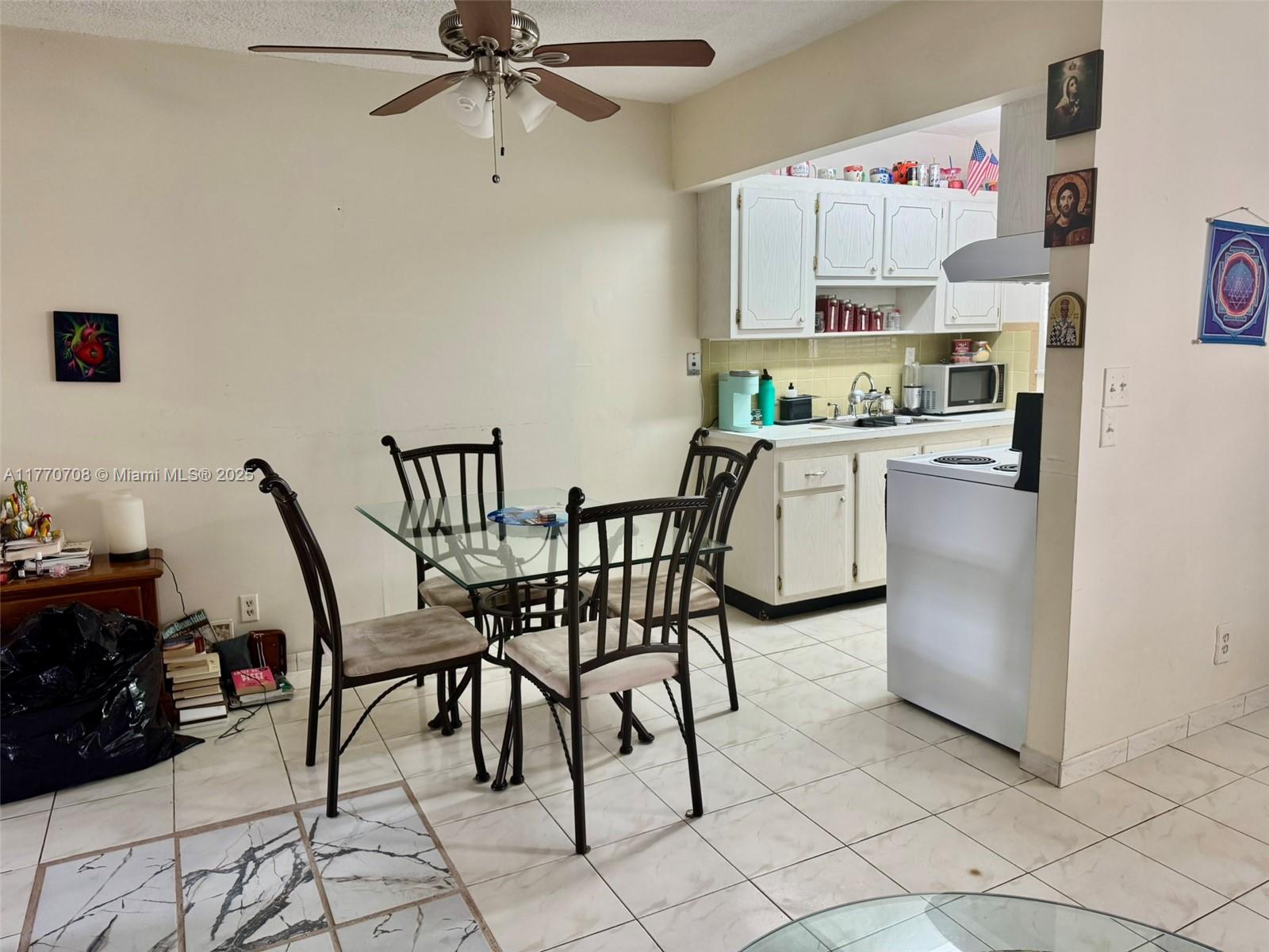 2145 Pierce St 403