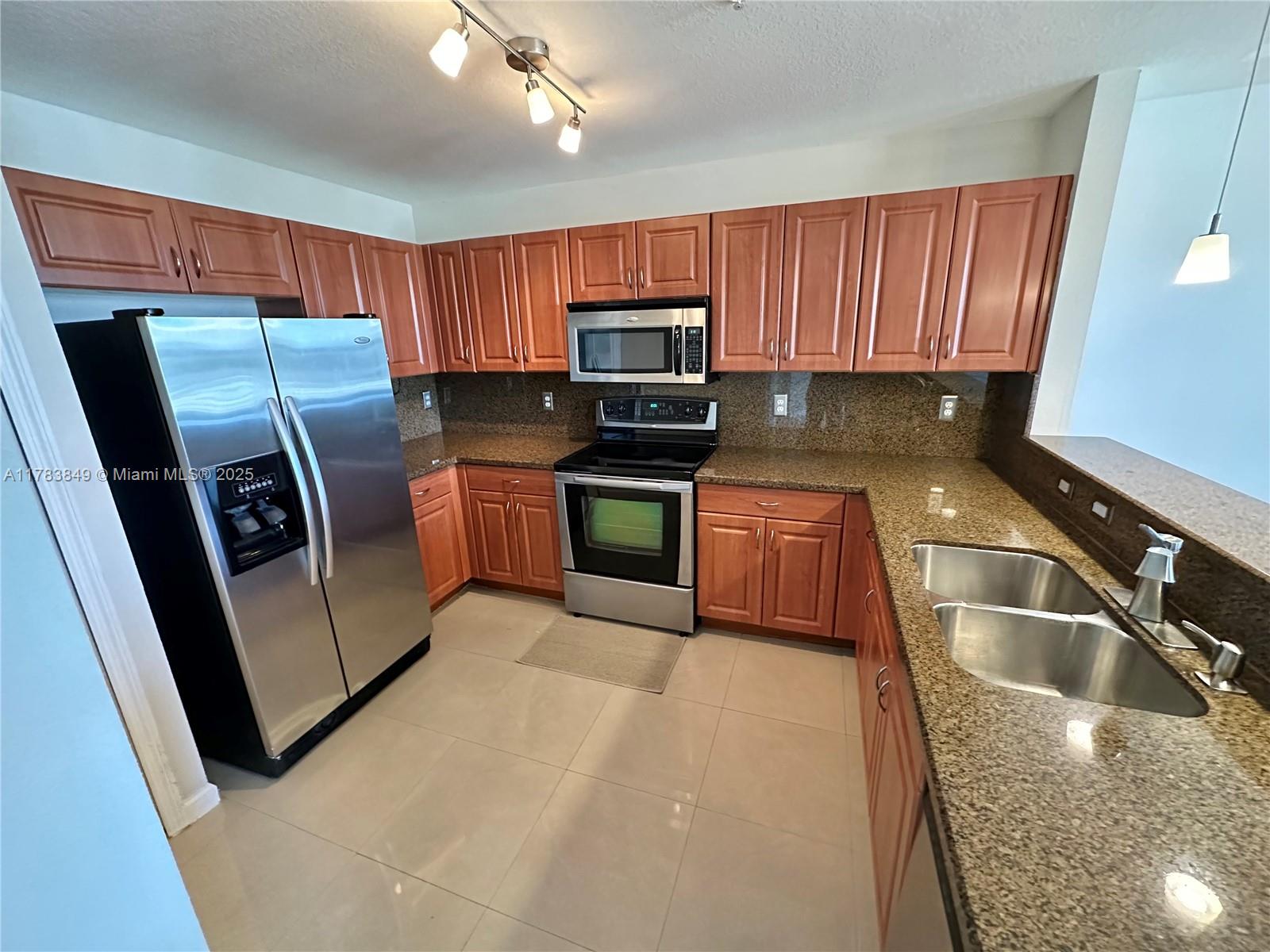 11202 NW 83rd St 104