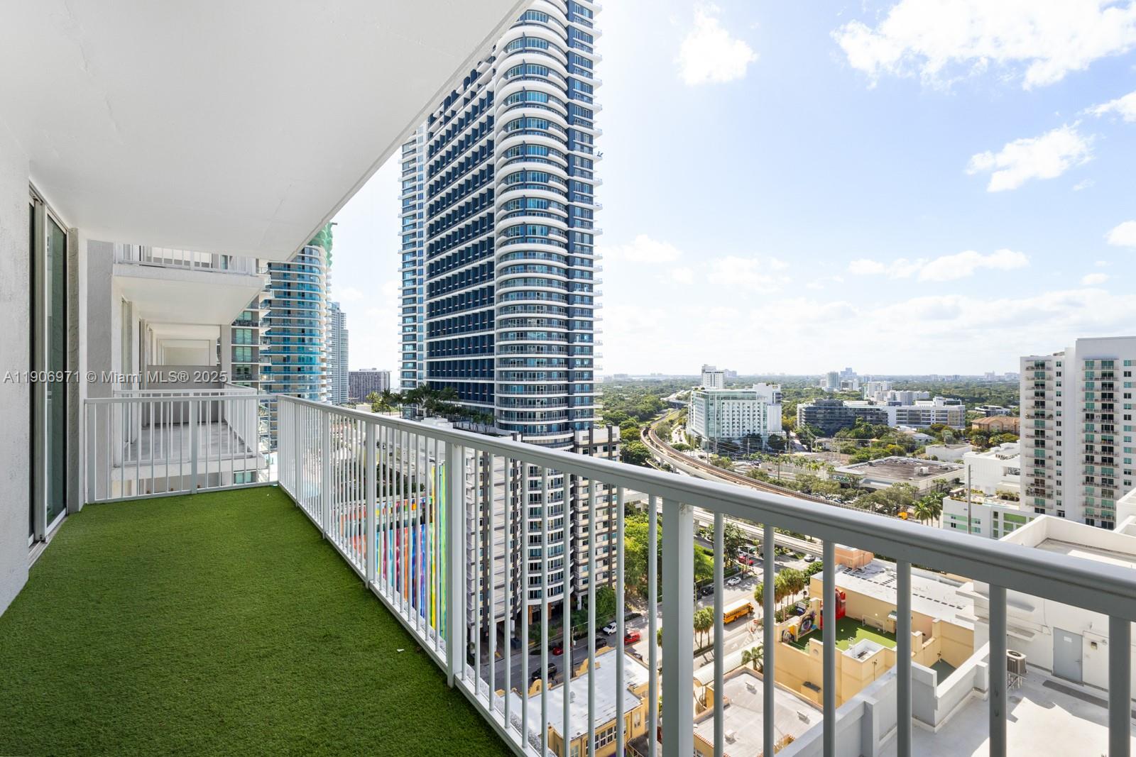 VUE AT BRICKELL CONDO - Residential Lease