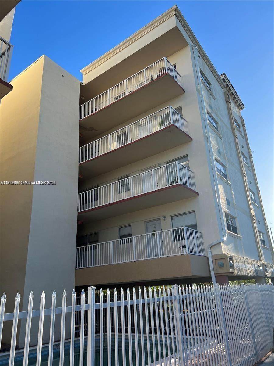 2008 Jackson St D9