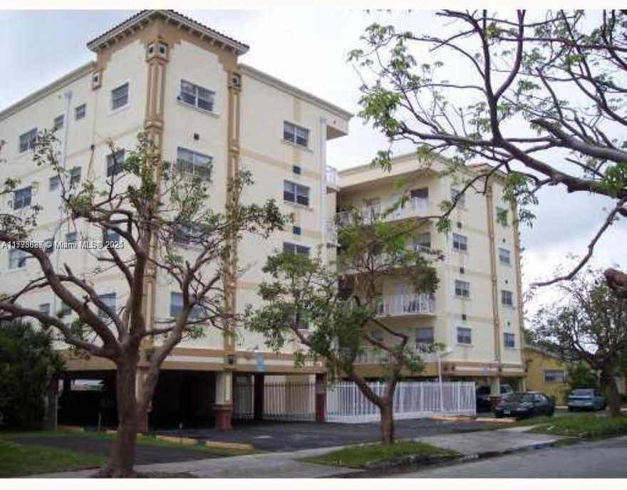 Specious 2 Bedrooms/2 Bathrooms condo located in a gated building. Tile & laminate floors, elevator, one assigned
 parking, pool, laundry on-site and secured entry, pets are ok. Investor friendly - Tenant occupied until 12/30/2025
paying 1600 per month. You can rent it right after, NO AGE RESTRICTION. TENANT HAS BEEN IN THE UNIT FOR
 12 YEARS AND ALLWAYS PAY ON TIME. MOTIVATED SELLER.