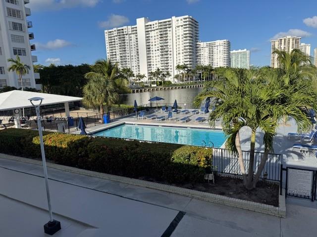 COMMODORE PLAZA CONDO - Residential Lease