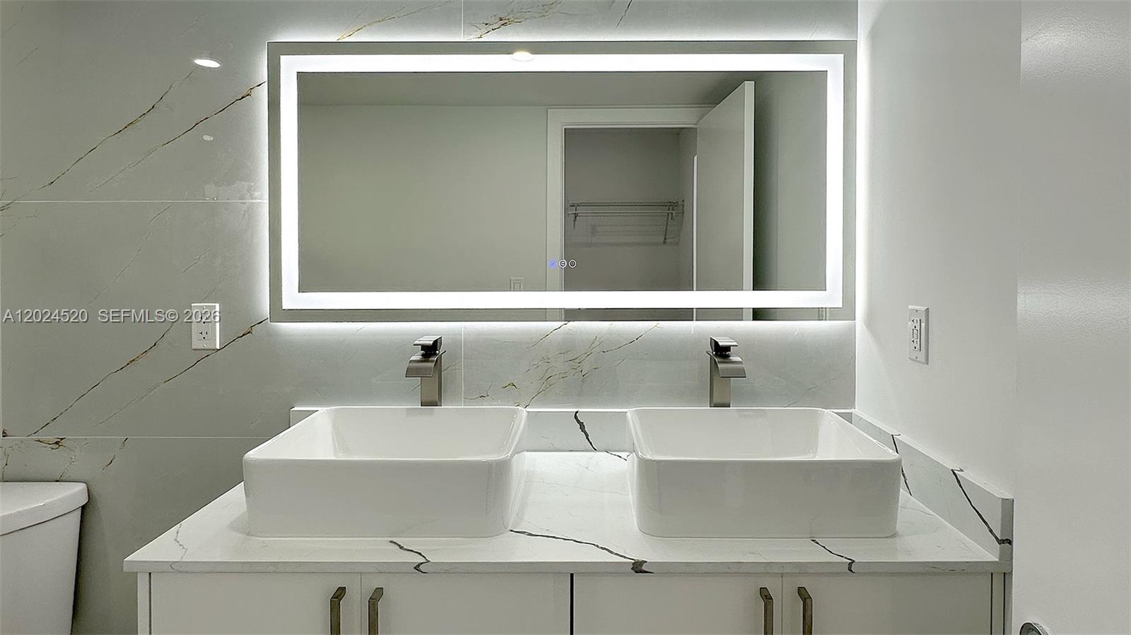 COMMODORE PLAZA CONDO - Residential Lease