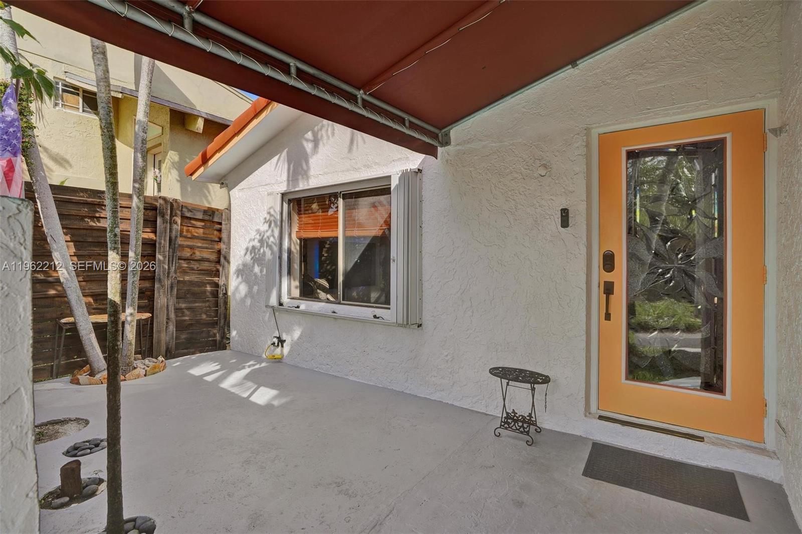 LOS PASEOS - Residential