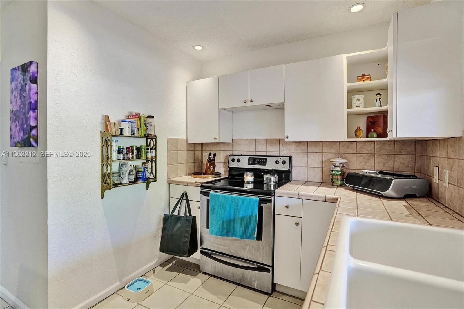 LOS PASEOS - Residential