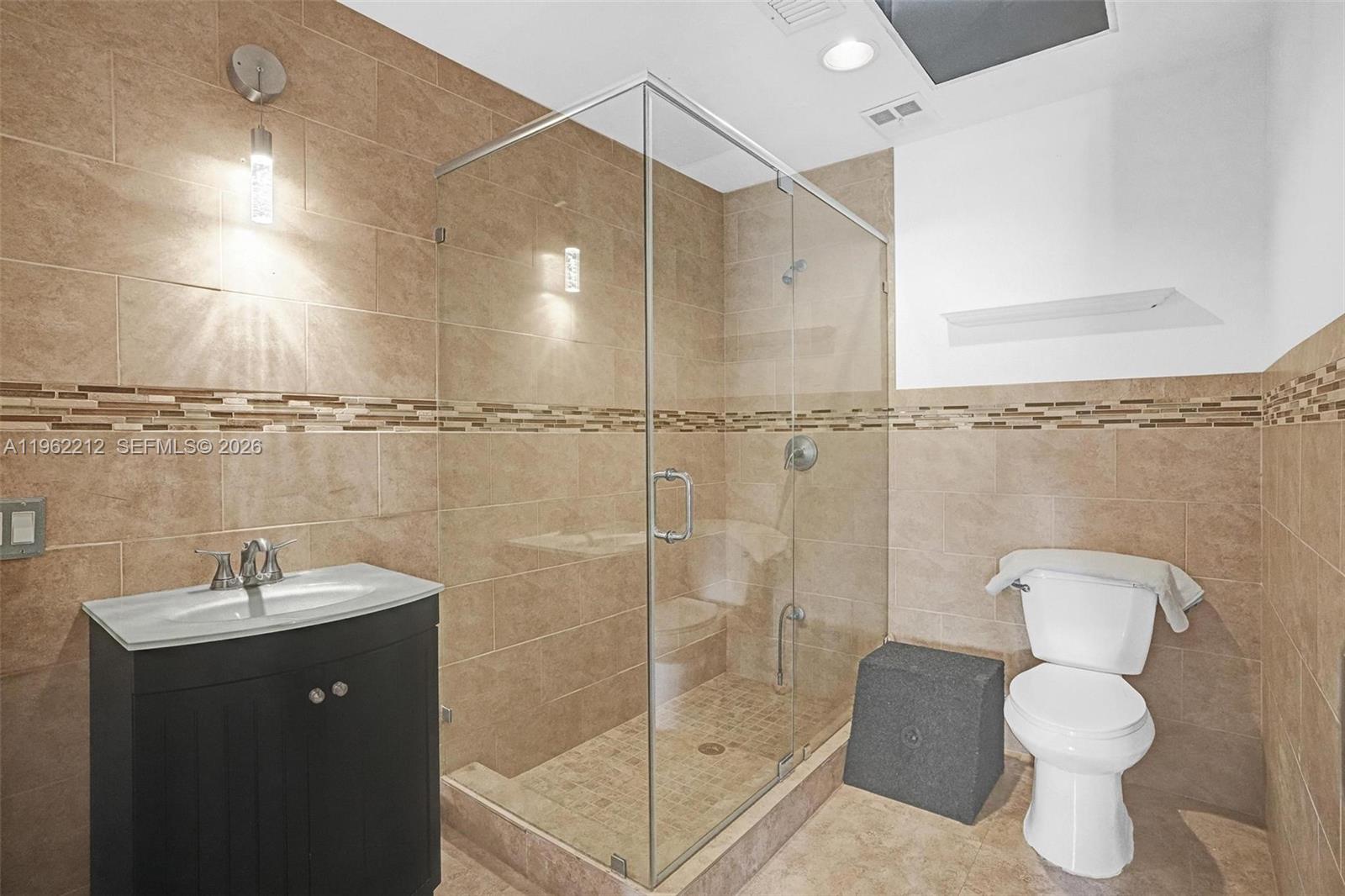 LOS PASEOS - Residential