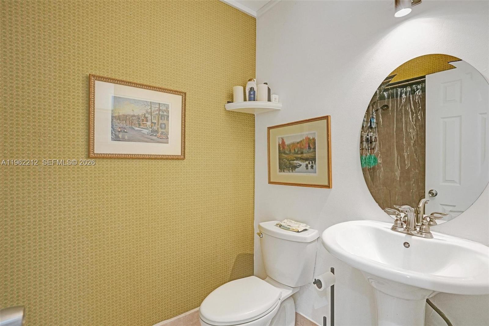 LOS PASEOS - Residential